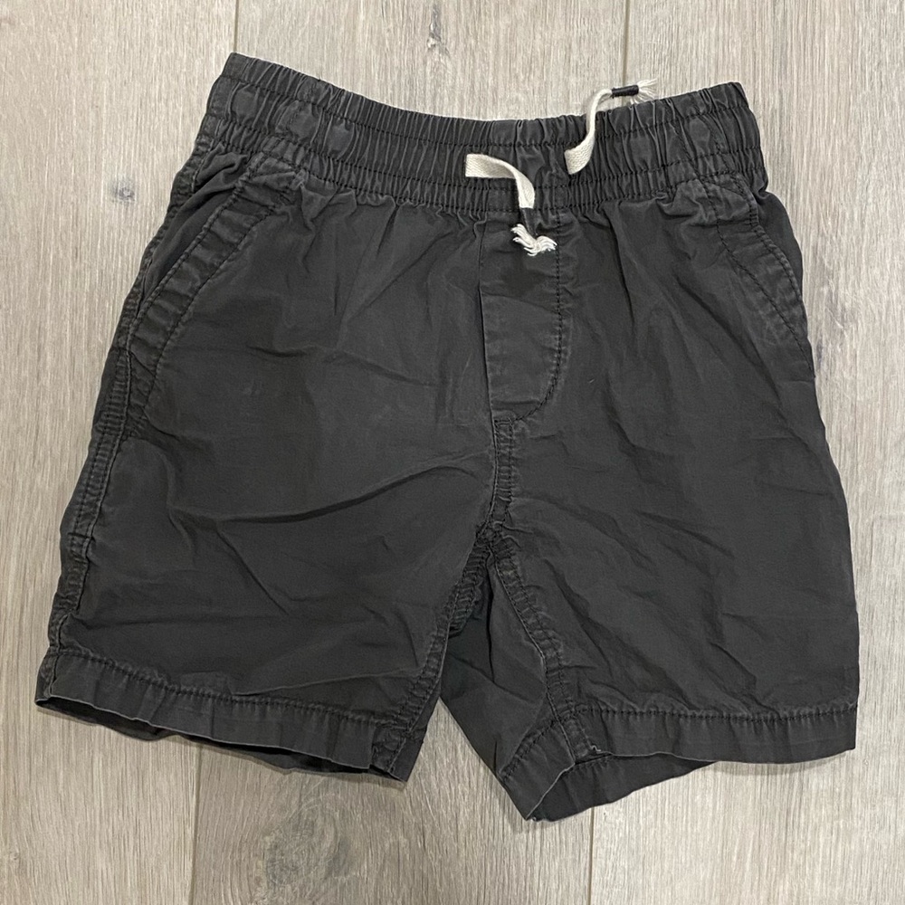 Gap shorts